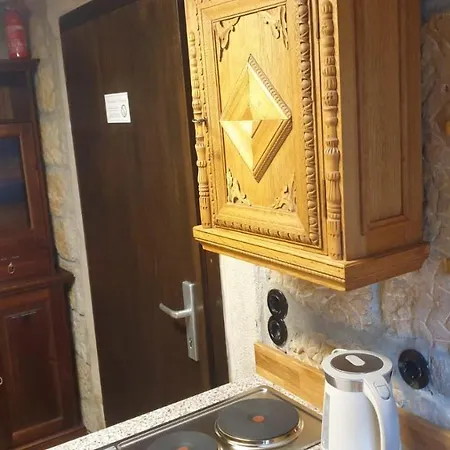 דירה Protze